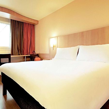 Ibis Alencon Hotel Екстериор снимка