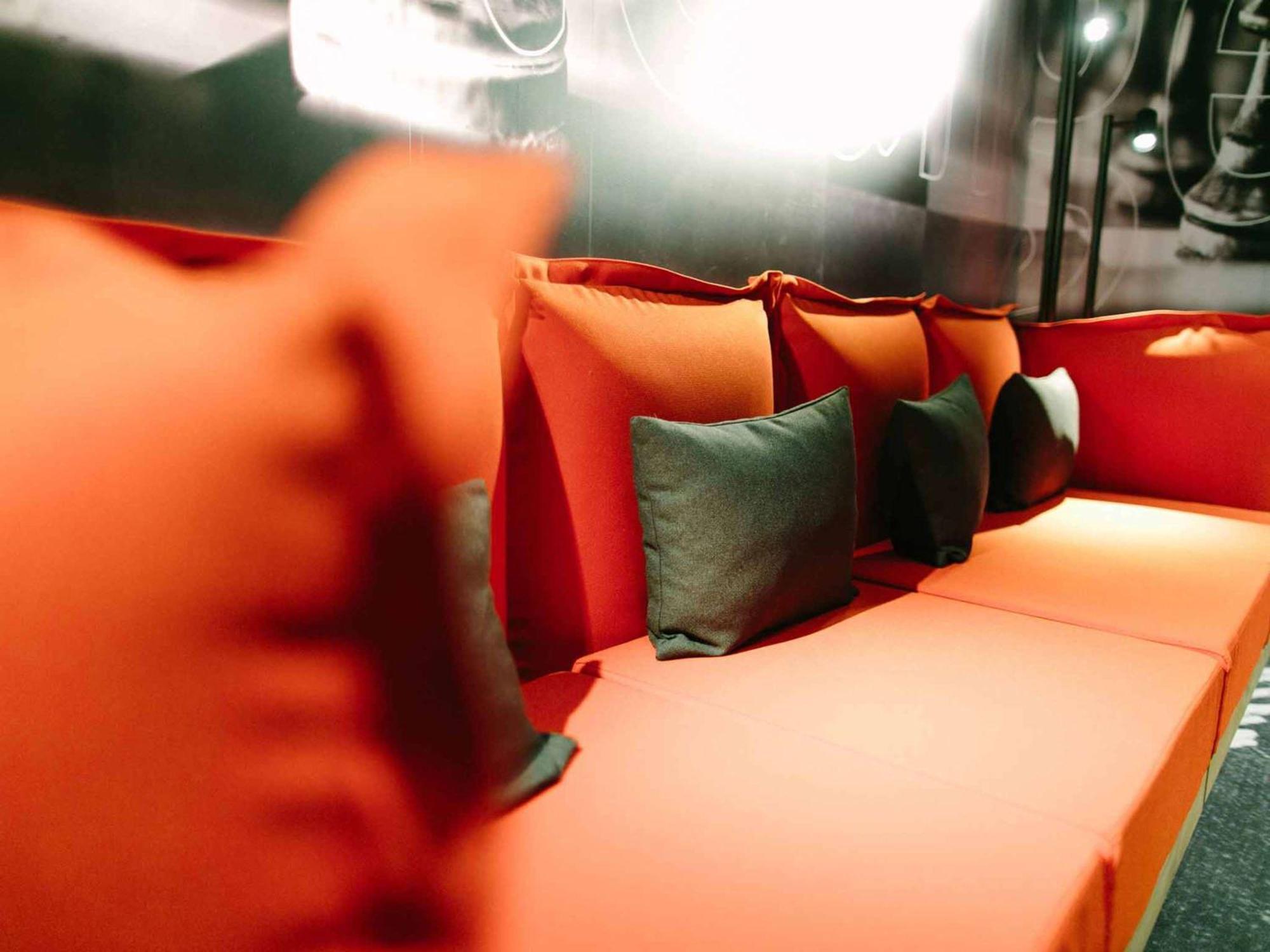 Ibis Alencon Hotel Екстериор снимка